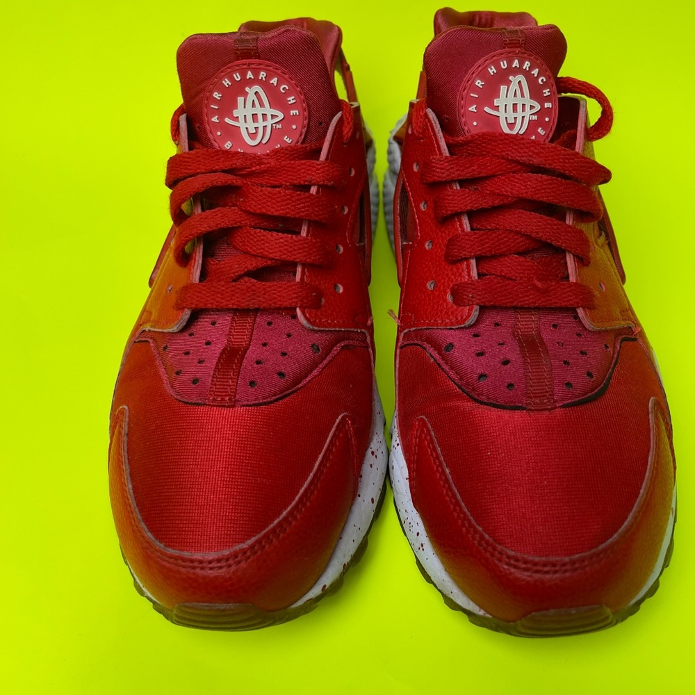 WOMEN NIKE HUARACHE